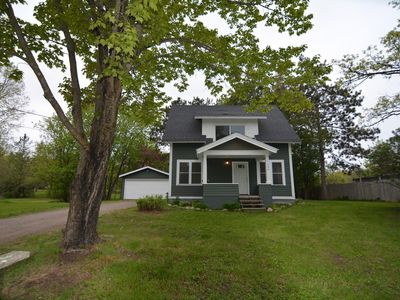 340 River Dr W