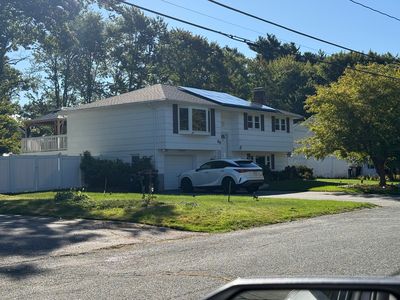 38 Rockland Dr