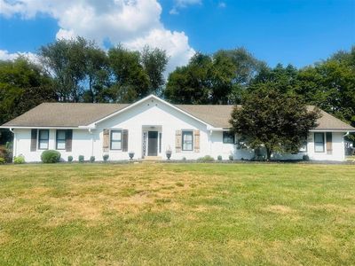 212 Crestlake Way