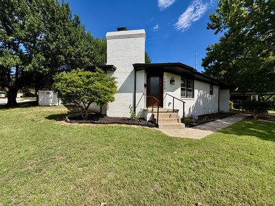 7000 Park Place Dr
