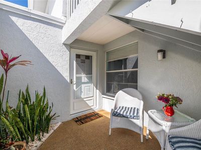 1041 Capri Isles Blvd APT 104