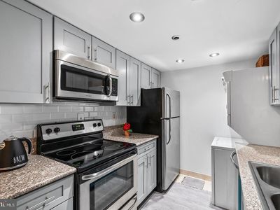 5911 Edsall Rd APT 608