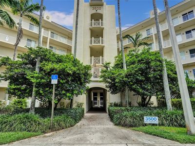 3500 Oaks Clubhouse Dr APT 501