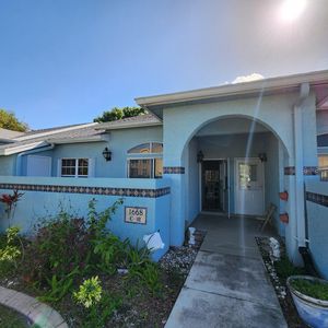 1668 SE Green Acres Circle #102