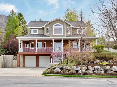 490 E Silver Leaf Dr