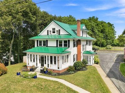 138 Church St