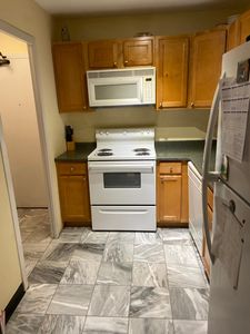 6301 N Sheridan Rd APT 22P