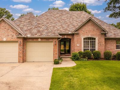 40 Chatel Dr
