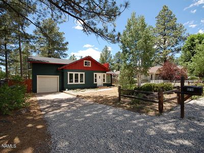 1711 N Sunset Dr