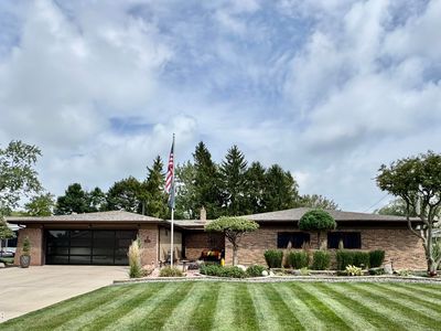 611 Oxford Dr