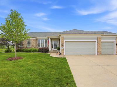 1720 Harris Hawk Ct