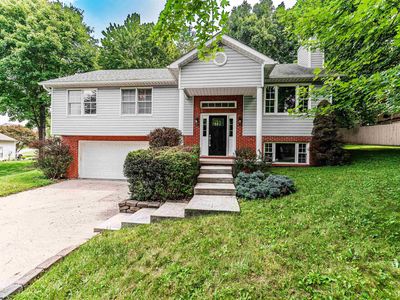 1374 Bennett Dr