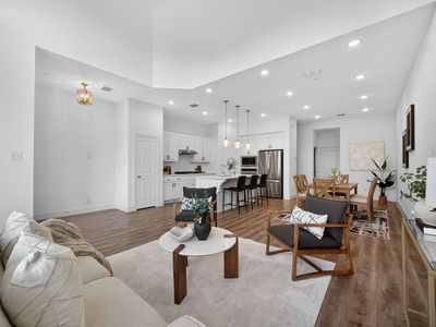 409 Blue Creek Cv