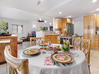 90 Auhana Rd APT 201