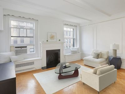 140 W 71st St APT 7C