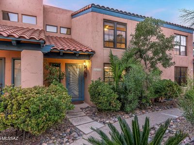 5310 N Paseo De La Terraza