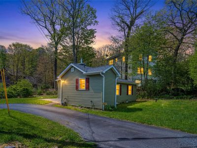 797 Forest Glen Road