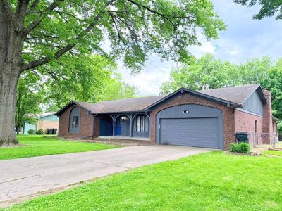 Property at 202 Meander Way, Greenwood, IN