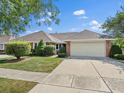 1 Fallcreek Cir