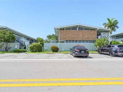 1070 98th St APT 14