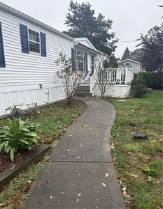 24 Krzak Rd
