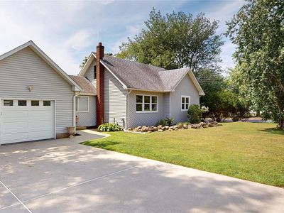 24 Miller Avenue