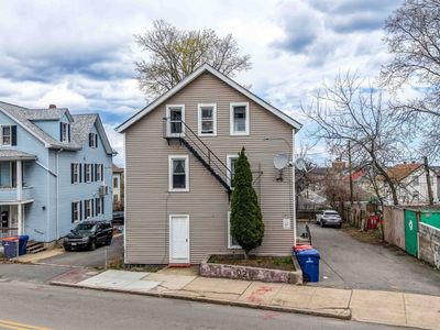 826 County St