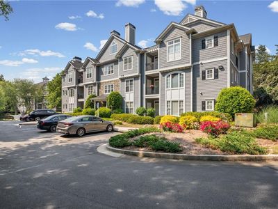 4100 Paces Walk SE Unit 3203