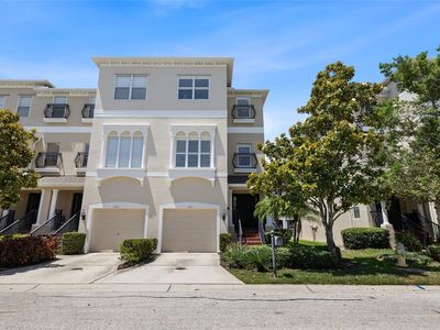 1171 Venetian Harbor Dr NE