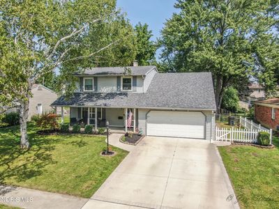 1079 Eastbrook Dr