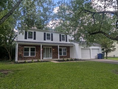 957 Old Farm Rd