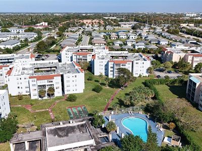 2850 Somerset Dr APT 204L