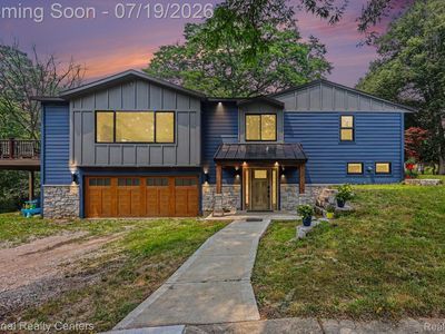 290 Larkspur St