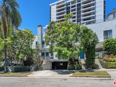 1220 Manning Ave APT 3