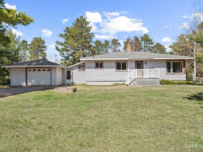 1375 E M28 Hwy