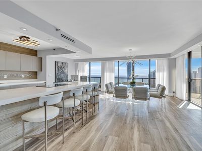 19667 Turnberry Way APT 25K