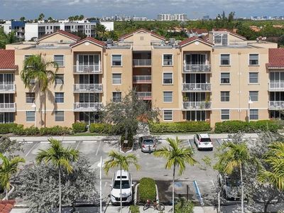 529 E Sheridan Street #1081