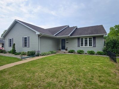 3201 Mockingbird Way