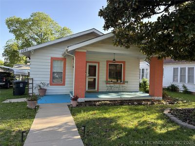 1021 W Live Oak St