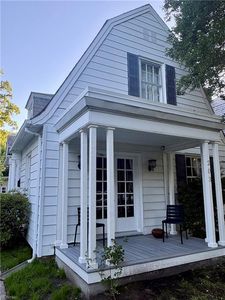203 Hurley Ave