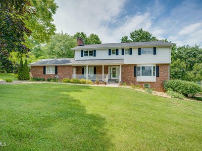 2320 Rivermont Dr