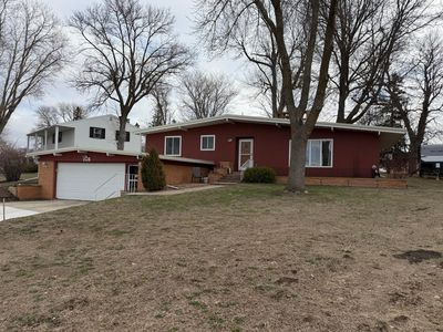 Property at 105 N 7th St, Kiester, MN