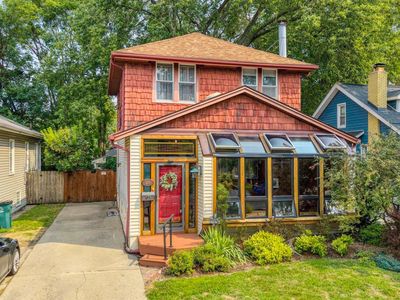 215 E Lewiston Ave