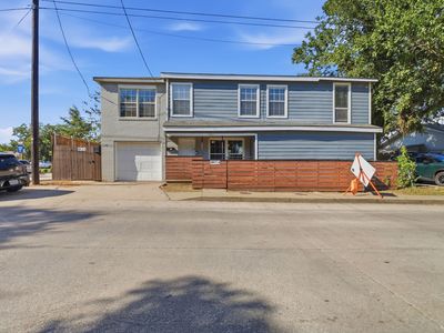 403 E Standifer St