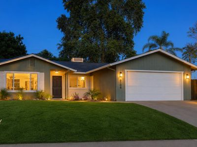6104 Rita Lou Way