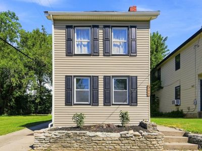 366 Wayne Ave