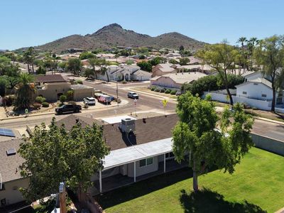2802 E HILLERY Drive