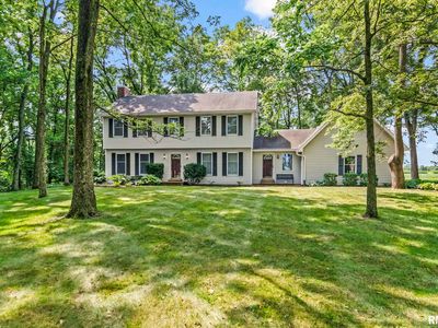 3140 E Lake Shore Dr