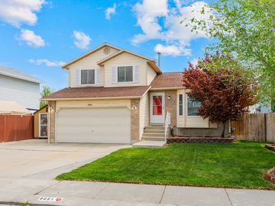 8681 S 3965th Dr W