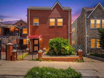 1716 Fowler Avenue